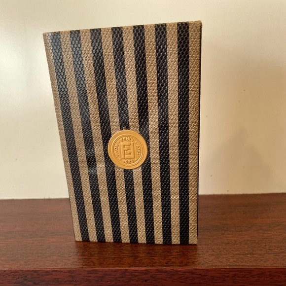 “FENDI” 🇮🇹 AUTHENTIC LEATHER COVERED ADDRESS/NOTEBOOK - Picture 1 of 6